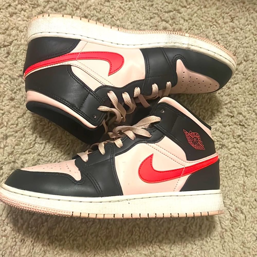 high top Jordan’s barely worn a little creased but overall in good shape